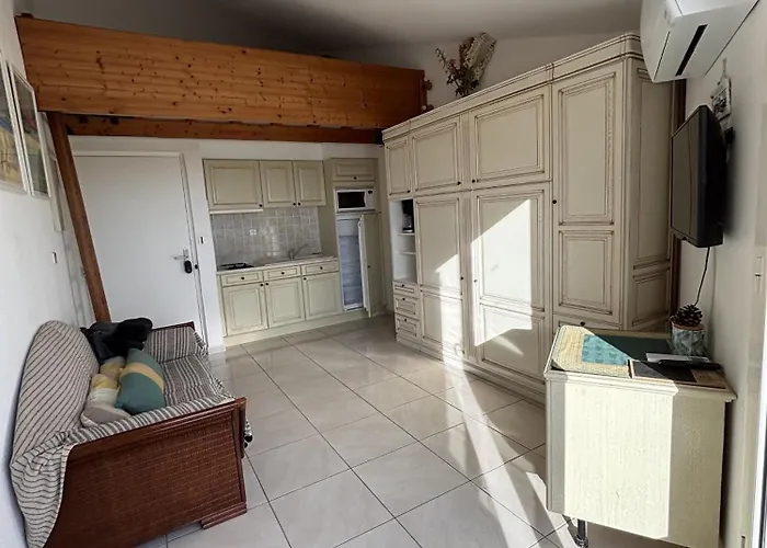 L'air Marin Апартаменти Єр